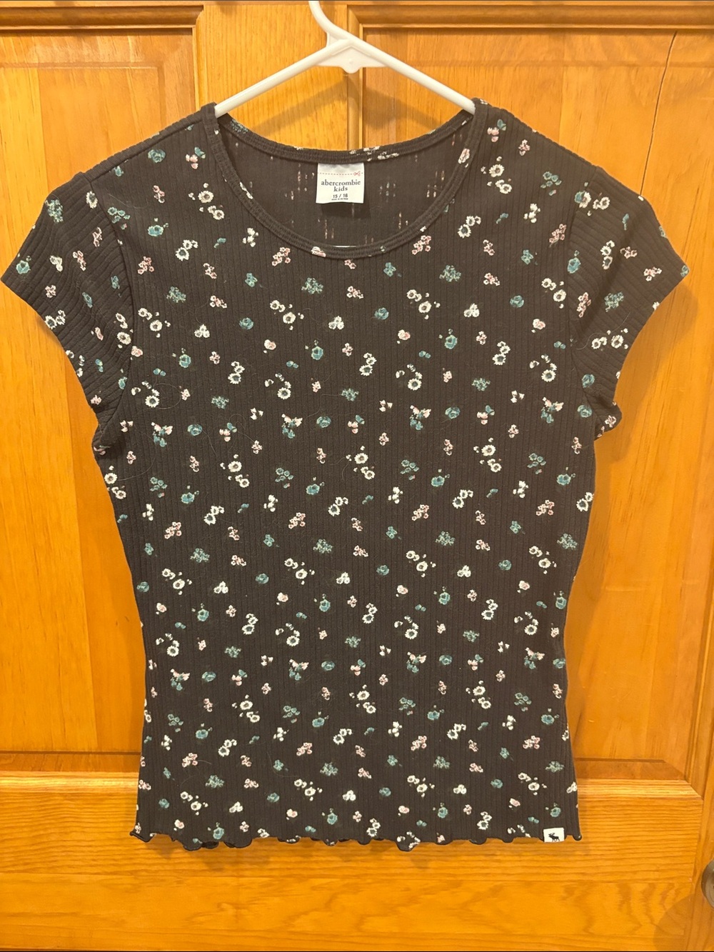 Tween girl Abercrombie & Fitch Black Ribbed Tee with Teal & White Floral Print